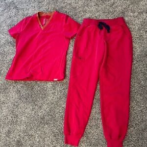 Figs Women's Pink Scrub Set